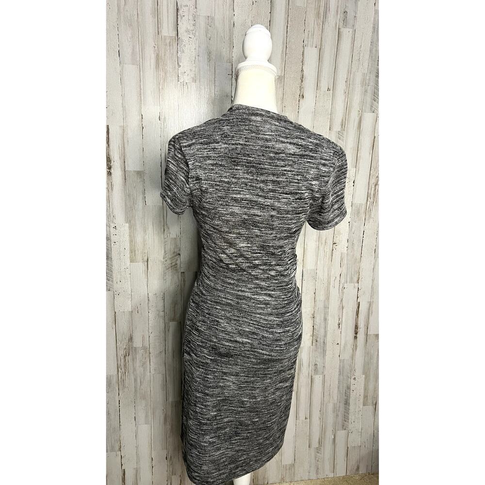 Maeve Women's Gray Cinched Surplice Faux Wrap Dress Size Small Knee Length - Picture 4 of 6